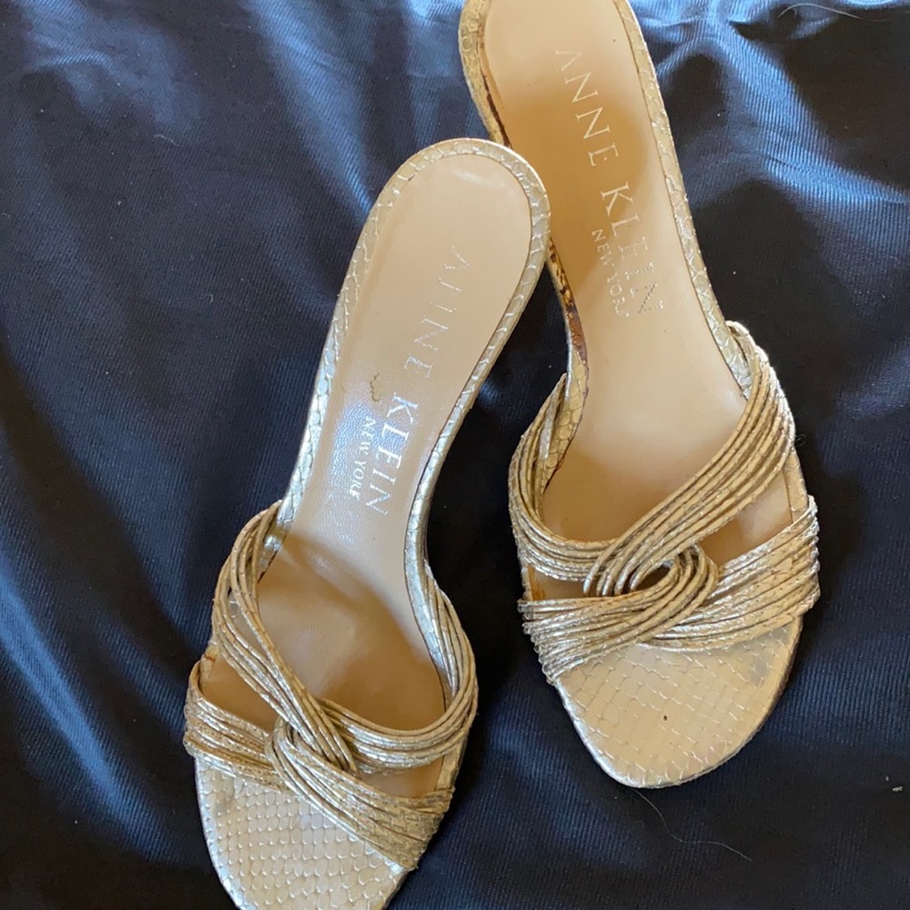 Anne Klein heel sandals shiny gold color 7 1/2